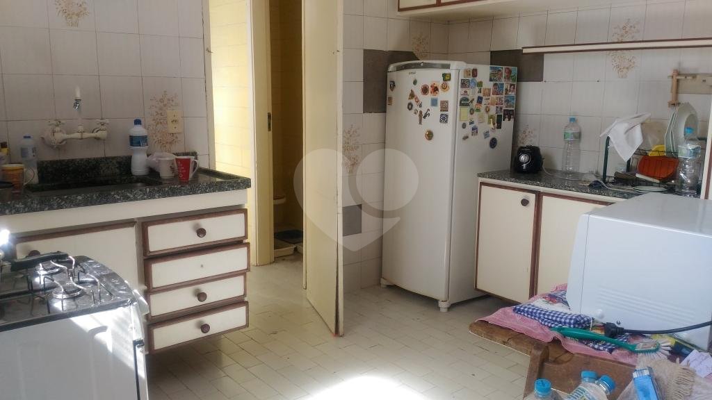 Apartamento à venda com 2 quartos, 95m² - Foto 10