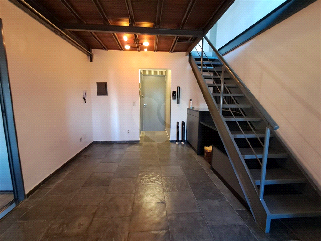 Salas comercial no total 40m² com 2 salas, 1 banheiro e 1 vaga de garagem Alto da Lapa