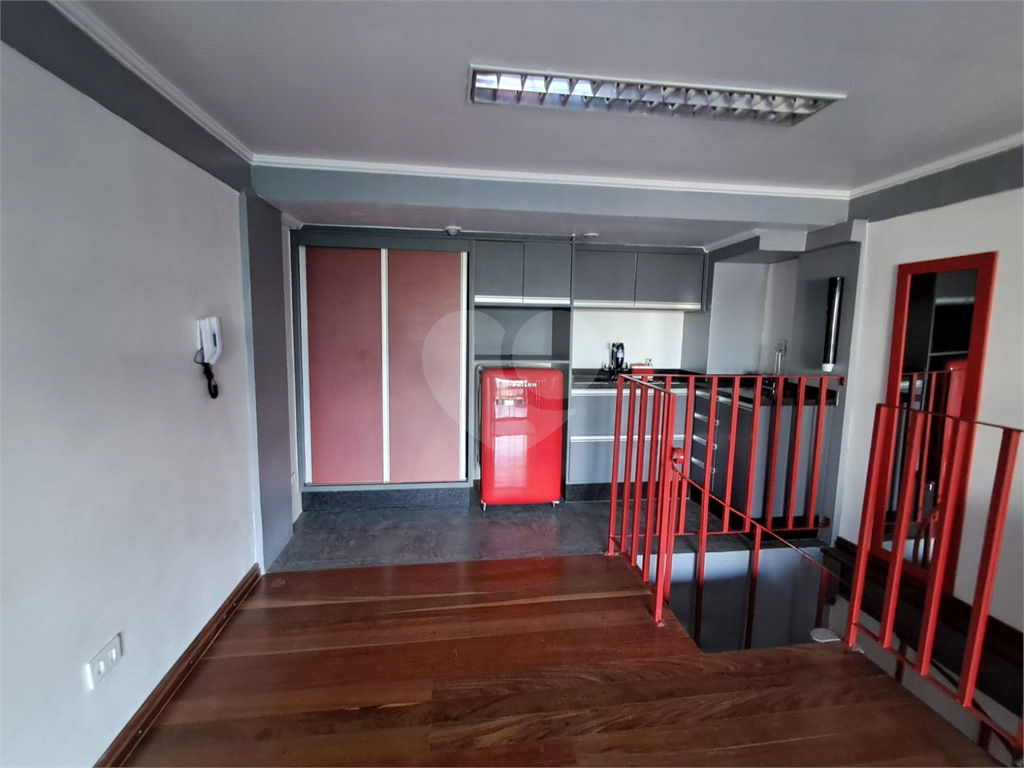 Sala Comercial 40m² com 2 salas de atendimento área de reccepção 1 vaga Alto da Lapa 