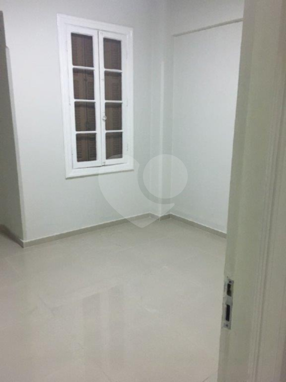 Apartamento à venda com 2 quartos, 64m² - Foto 6