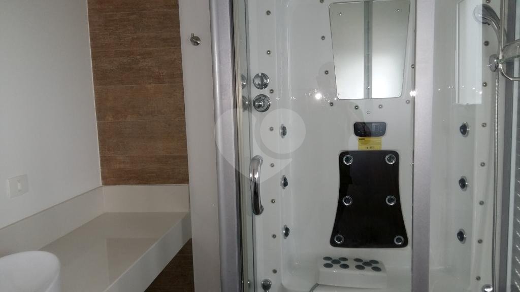 Casa de altíssimo padrão em Condomínio dentro de reserva Florestal
