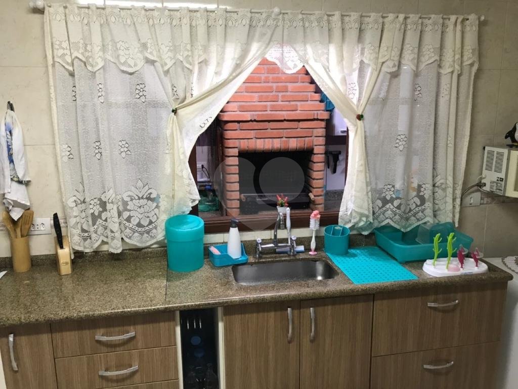 Ótima casa à venda em condomínio próximo ao metro e shopping Tucuruvi