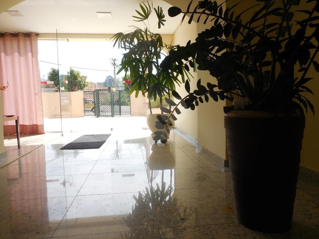 APARTAMENTO em TUCURUVI