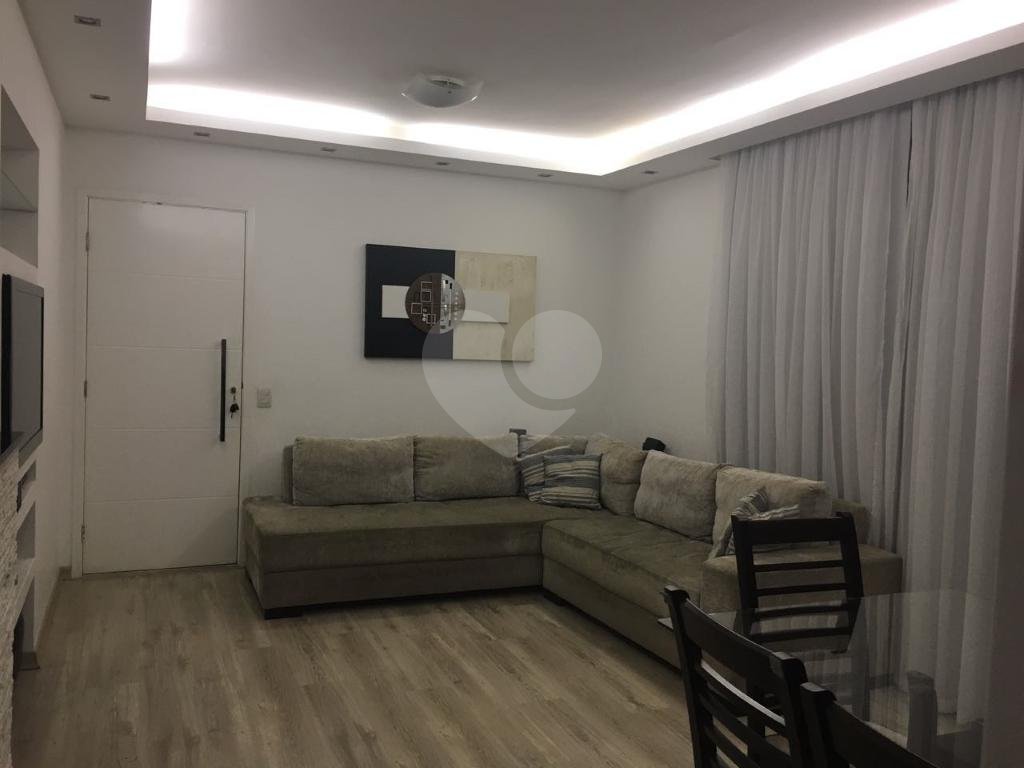 Apartamento à venda com 2 quartos, 67m² - Foto 2