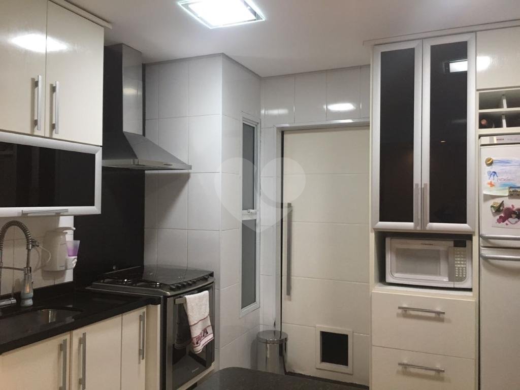 Apartamento à venda com 2 quartos, 67m² - Foto 3