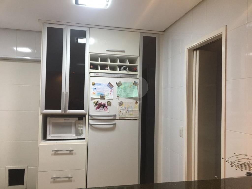 Apartamento à venda com 2 quartos, 67m² - Foto 20