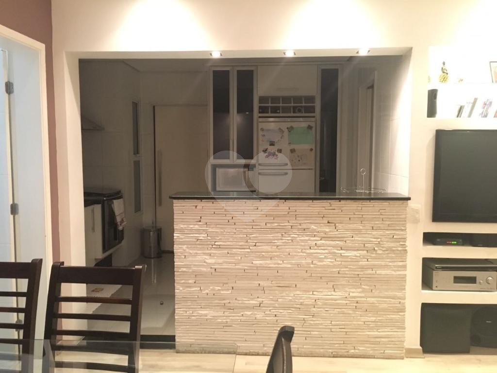 Apartamento à venda com 2 quartos, 67m² - Foto 10