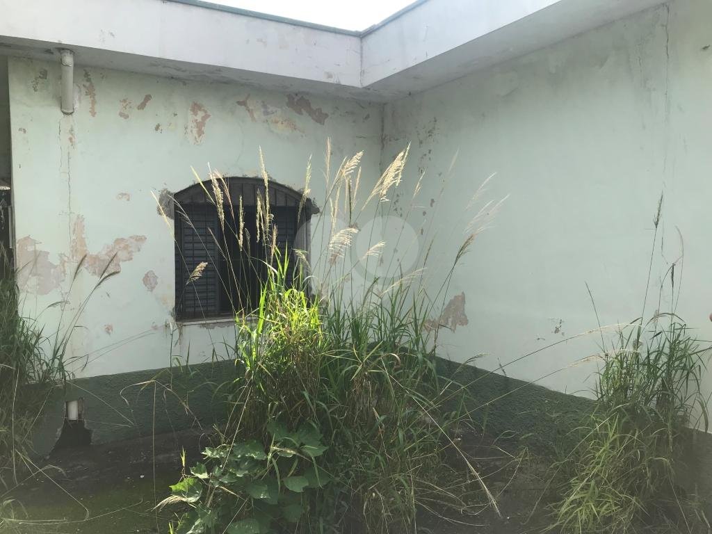 Casa térrea bem localizado no bairro Jardim Vila Galvão, Guarulhos