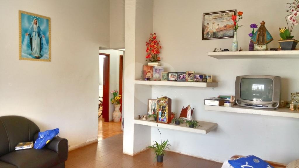 CASA EM BARRA BONITA - SP
