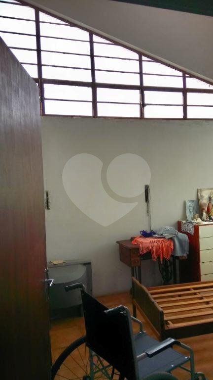 CASA EM BARRA BONITA - SP