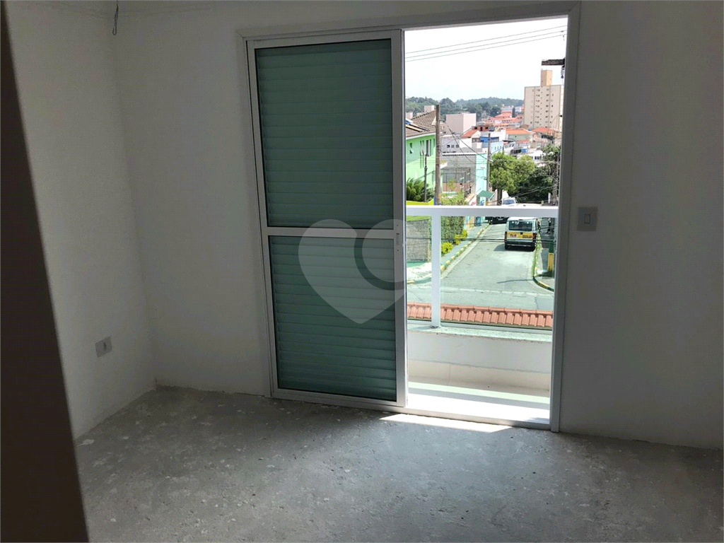 Sobrados em condomínio fechado de alto padrão no Parque Vitória - Zona Norte