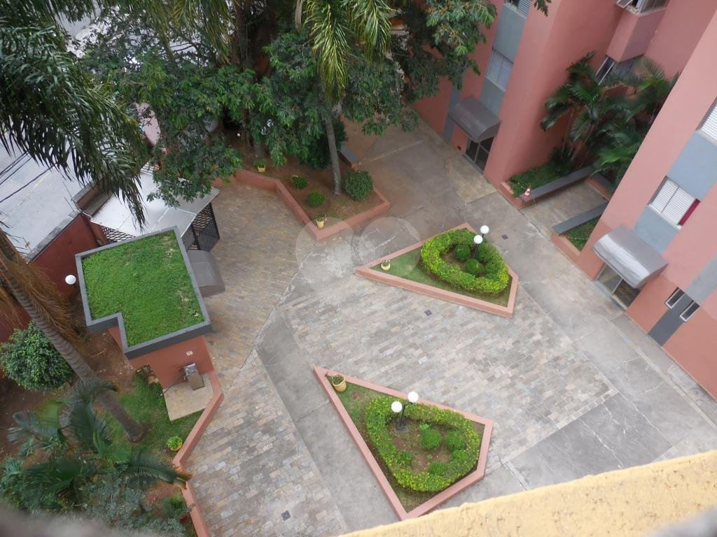 APARTAMENTO em TUCURUVI