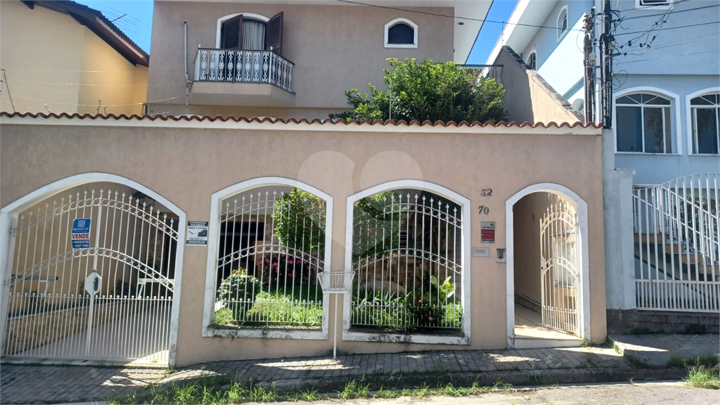 Maravilhoso Sobrado em um bairro mais charmosos da região norte,muito espaçoso 