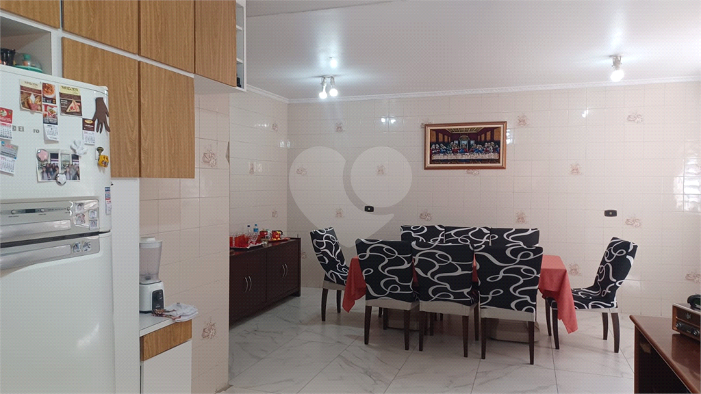 Maravilhoso Sobrado em um bairro mais charmosos da região norte,muito espaçoso 