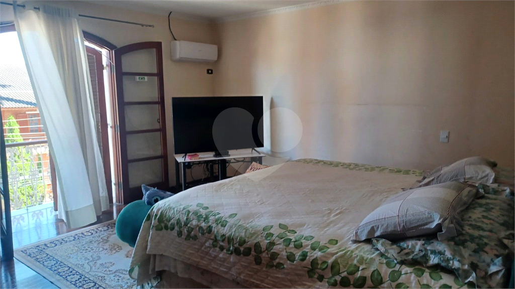 Maravilhoso Sobrado em um bairro mais charmosos da região norte,muito espaçoso 