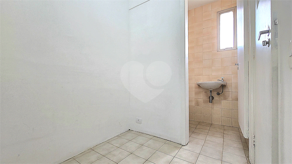 Apartamento para alugar com 3 dormitórios 4 banheiros em Pinheiros.