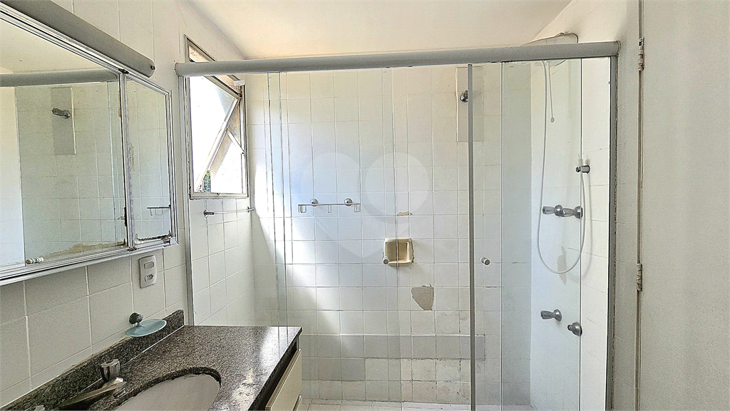Apartamento para alugar com 3 dormitórios 4 banheiros em Pinheiros.