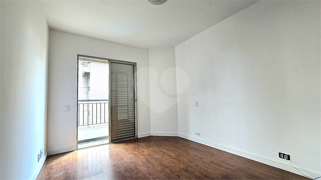 Apartamento para alugar com 3 dormitórios 4 banheiros em Pinheiros.