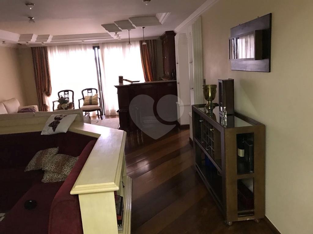 Amplo apartamento em Guarulhos, próximo ao lago dos Patos com 3 suites, 3 vagas