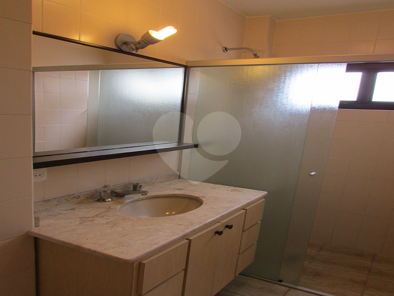 APARTAMENTO em JARDIM PAULISTA