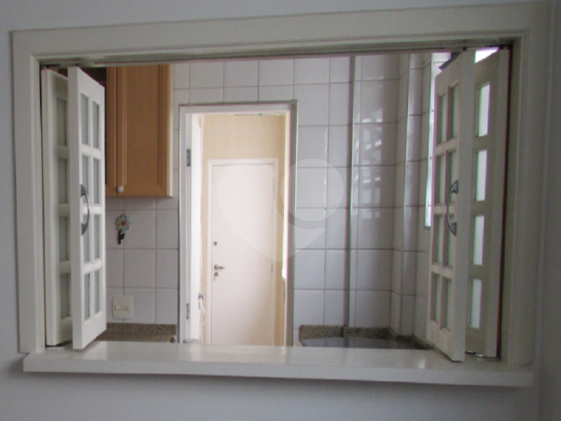 APARTAMENTO em JARDIM PAULISTA