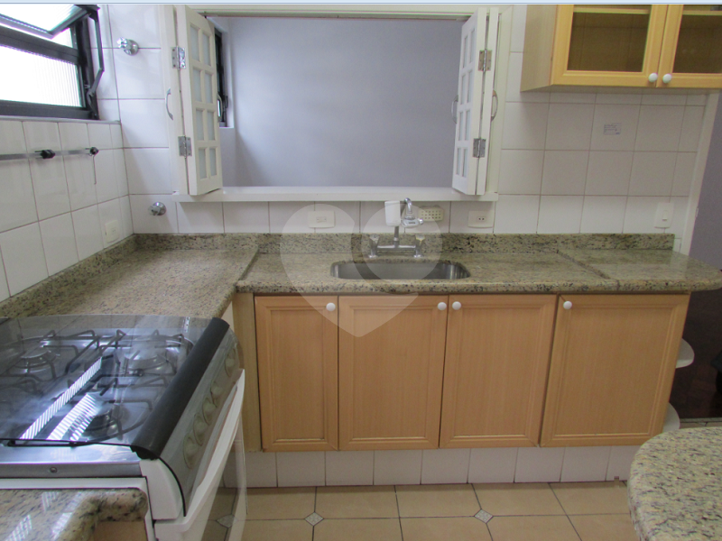 APARTAMENTO em JARDIM PAULISTA