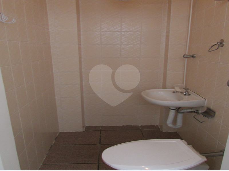 APARTAMENTO em JARDIM PAULISTA