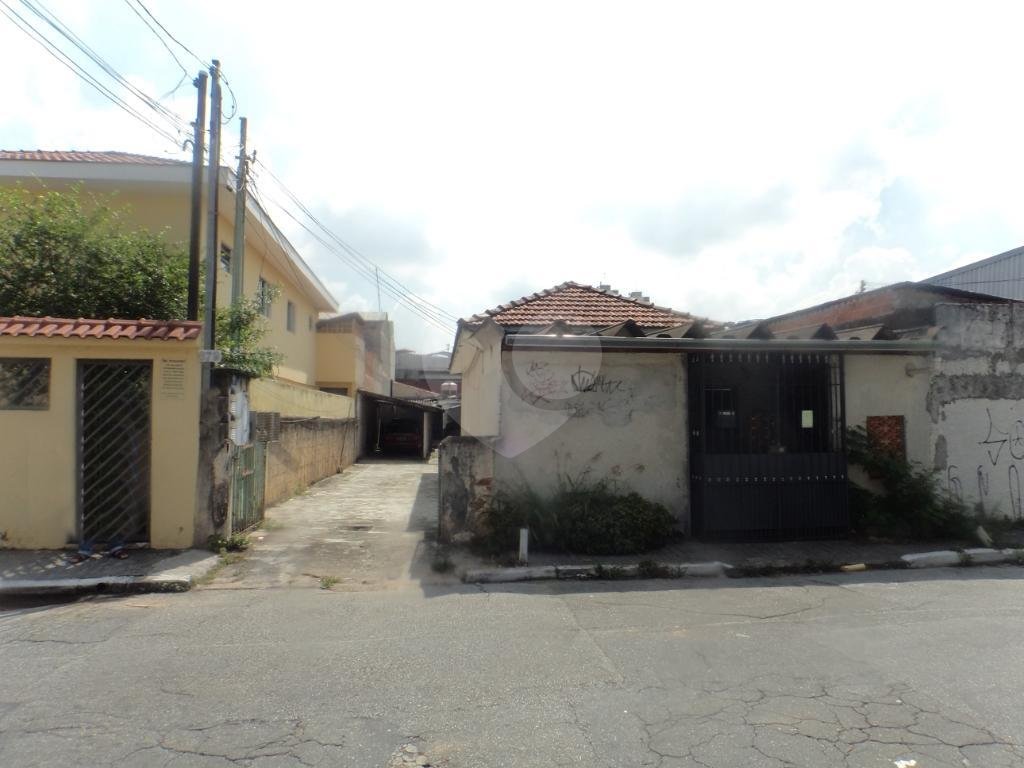 Excelente terreno de 500 metros, com 10 de frente e 50 de fundos, região incrível!!