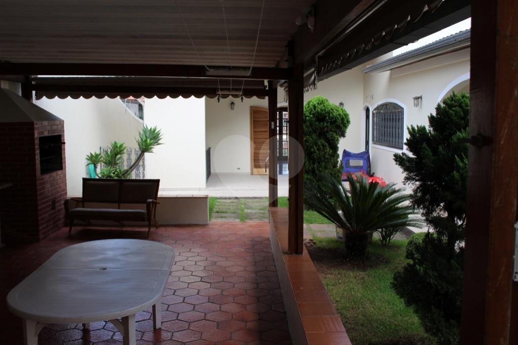 Excelente casa com piscina no Tremembé