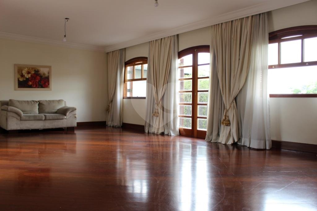 Excelente casa com piscina no Tremembé