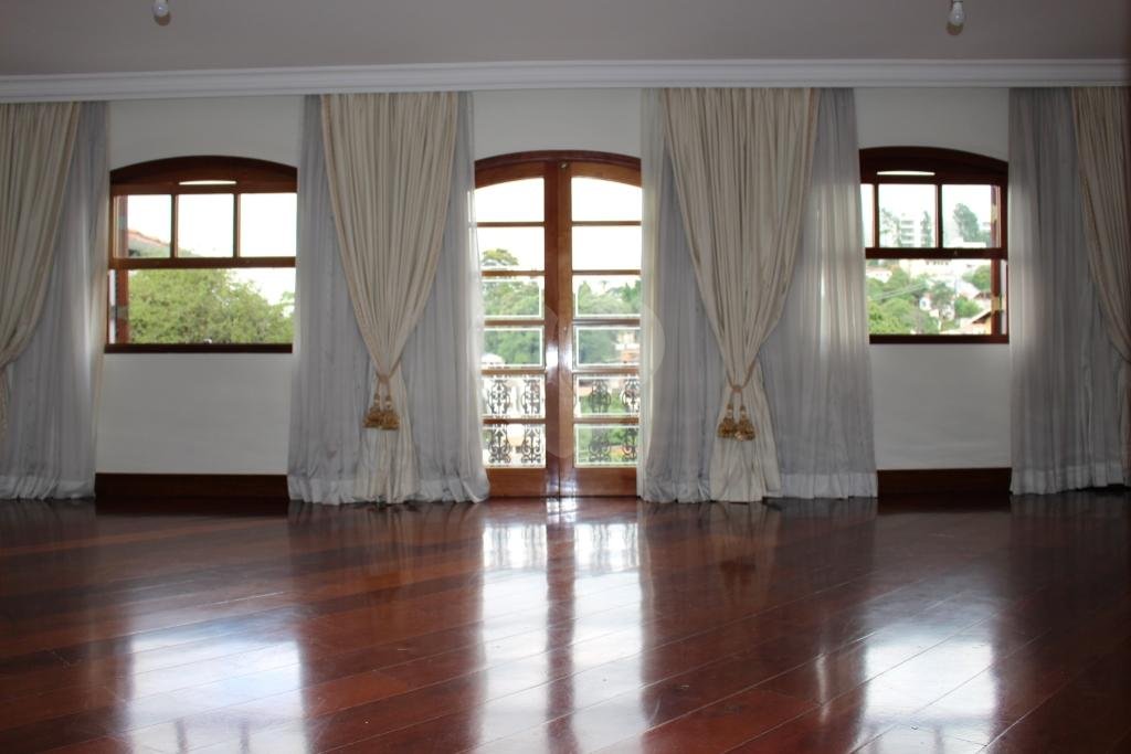 Excelente casa com piscina no Tremembé