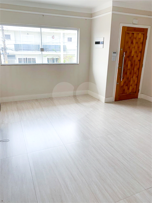 Excelente Sobrado Vila Isolina Mazzei.com fácil acesso ao Metrô.