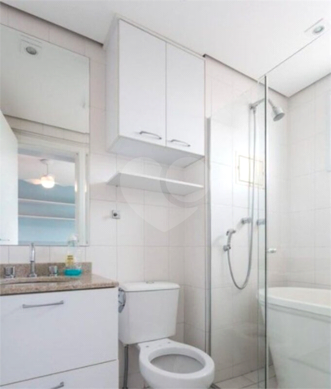 Apartamento à venda com 3 quartos, 184m² - Foto 11