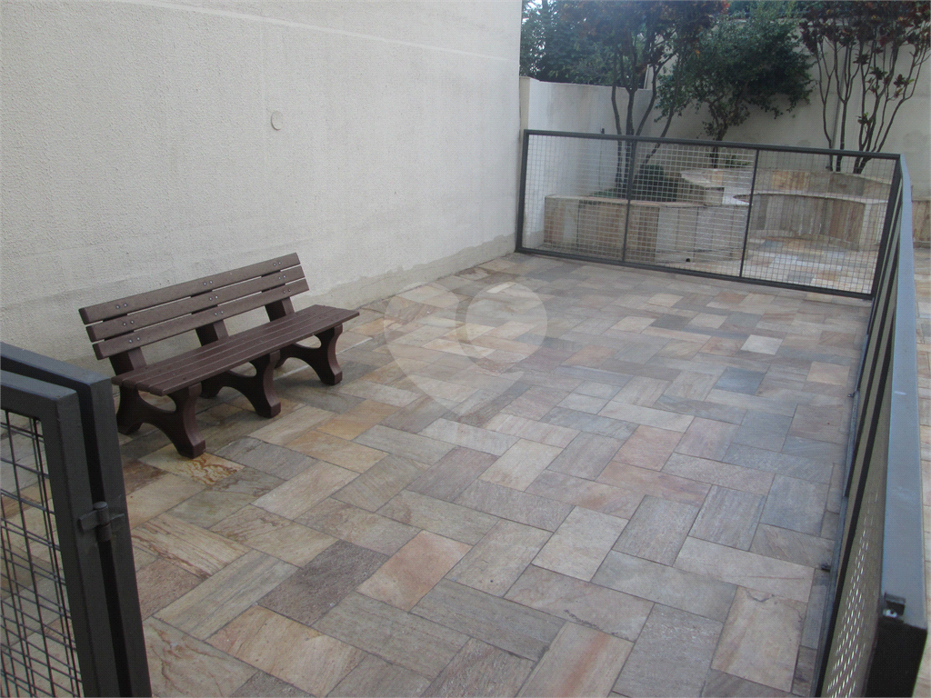 Apartamento duplex com 3 dormitórios, 1 vaga de garagem, andar alto no Jabaquara. 