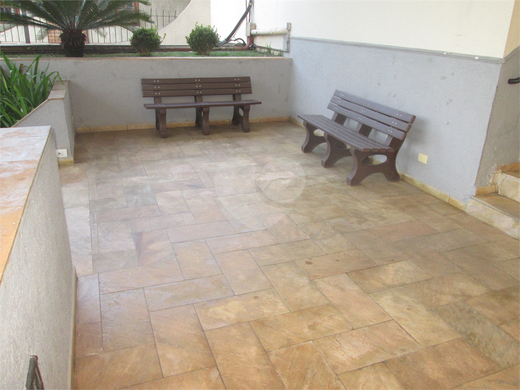 Apartamento duplex com 3 dormitórios, 1 vaga de garagem, andar alto no Jabaquara. 