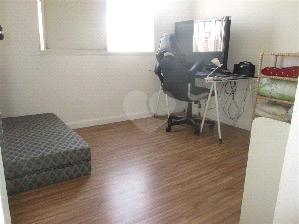 Apartamento duplex com 3 dormitórios, 1 vaga de garagem, andar alto no Jabaquara. 