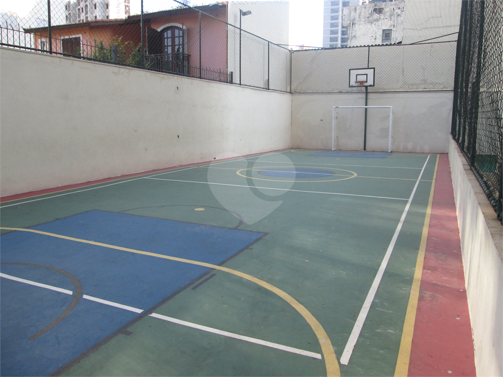 Apartamento duplex com 3 dormitórios, 1 vaga de garagem, andar alto no Jabaquara. 