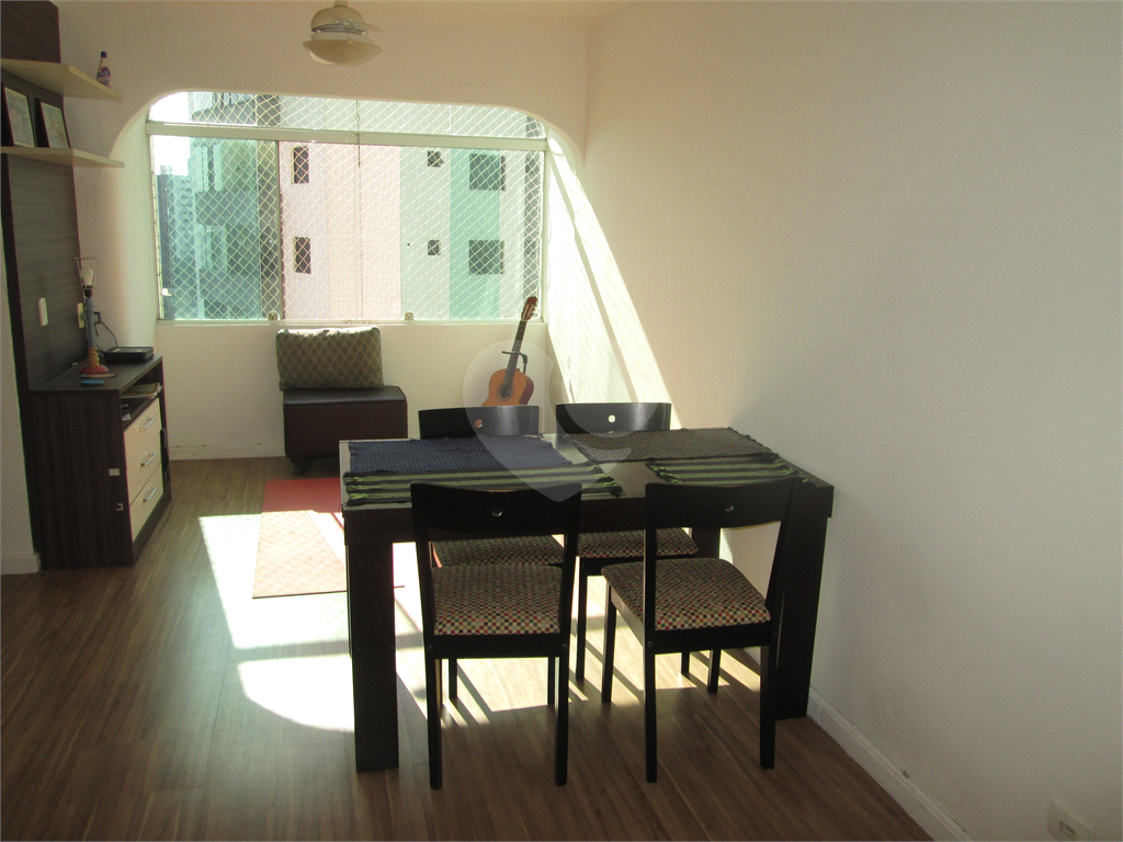 Apartamento duplex com 3 dormitórios, 1 vaga de garagem, andar alto no Jabaquara. 