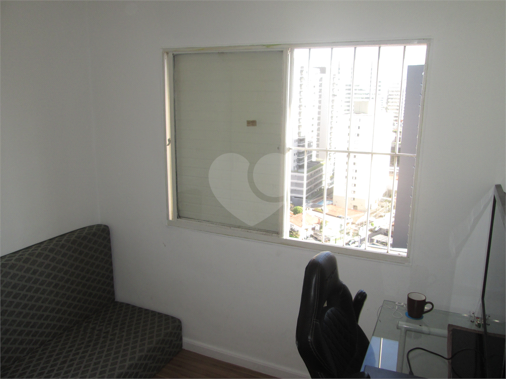Apartamento duplex com 3 dormitórios, 1 vaga de garagem, andar alto no Jabaquara. 