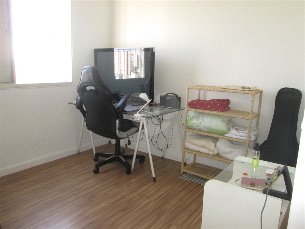 Apartamento duplex com 3 dormitórios, 1 vaga de garagem, andar alto no Jabaquara. 