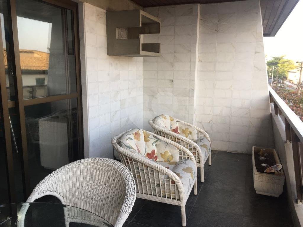 Amplo apartamento na Praia do Enseada, Guarujá