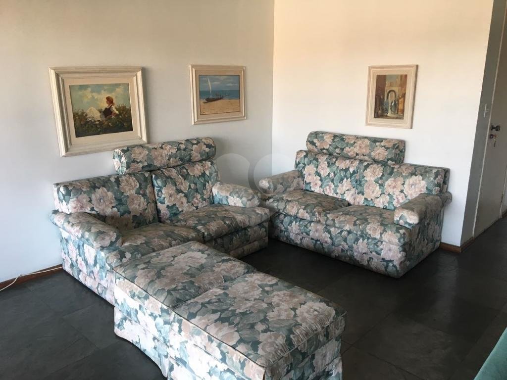 Amplo apartamento na Praia do Enseada, Guarujá