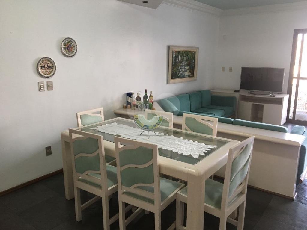 Amplo apartamento na Praia do Enseada, Guarujá