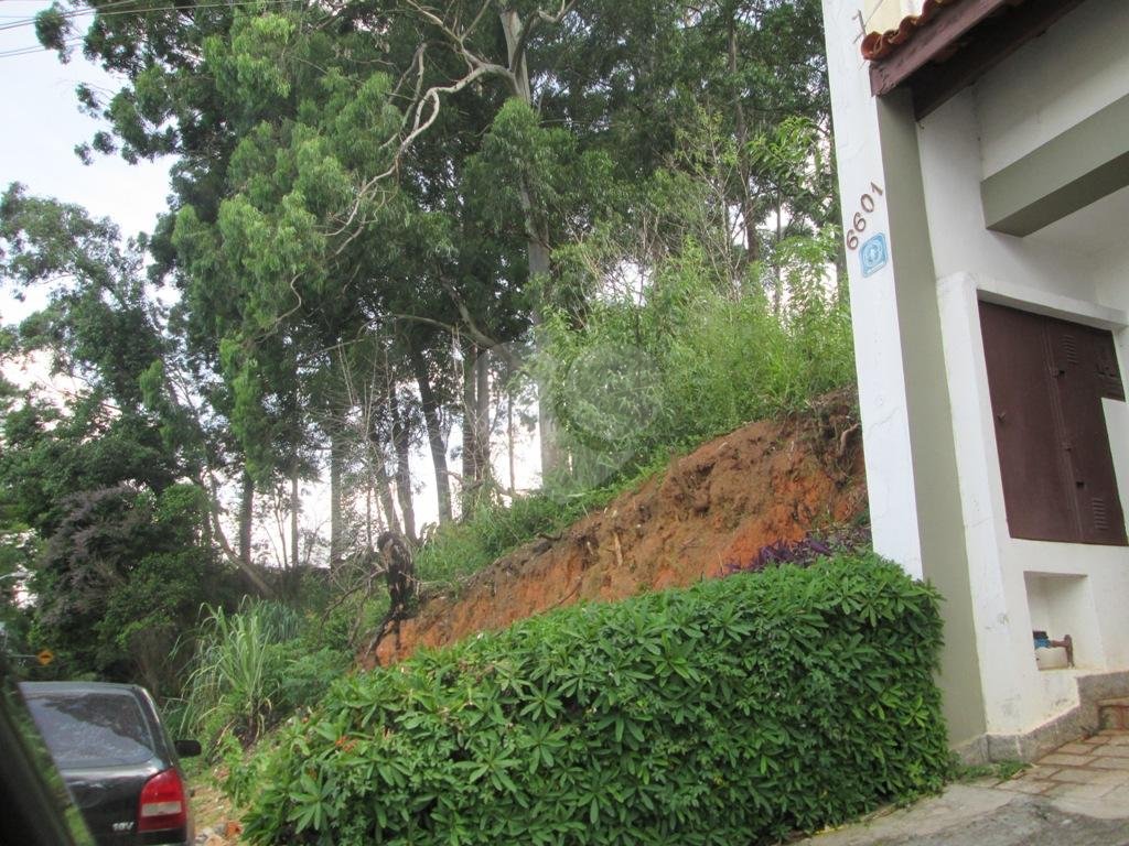 Três lotes de terrenos na região da Nova Cantareira