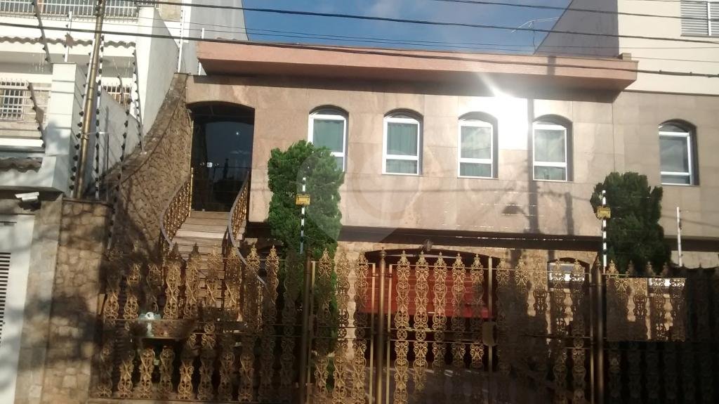 Casa à venda com 4 quartos, 300m² - Foto 2