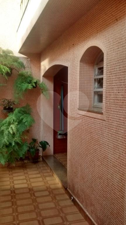 Casa à venda com 4 quartos, 300m² - Foto 12