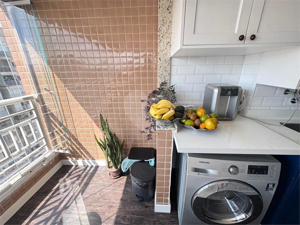 APARTAMENTO em PARADA INGLESA