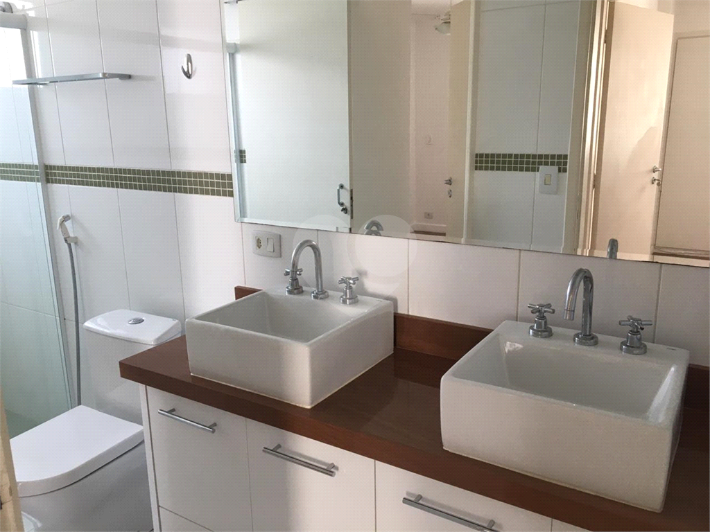 Apartamento à venda com 3 quartos, 74m² - Foto 9