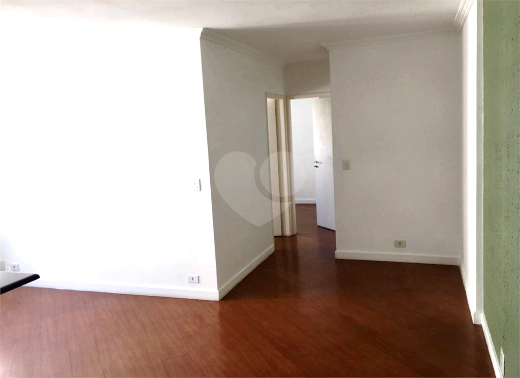 Apartamento à venda com 3 quartos, 74m² - Foto 3