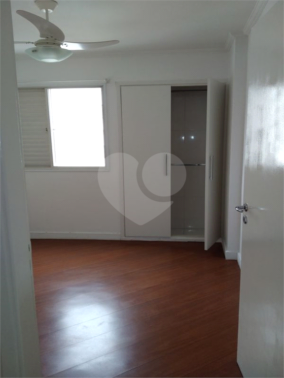 Apartamento à venda com 3 quartos, 74m² - Foto 30